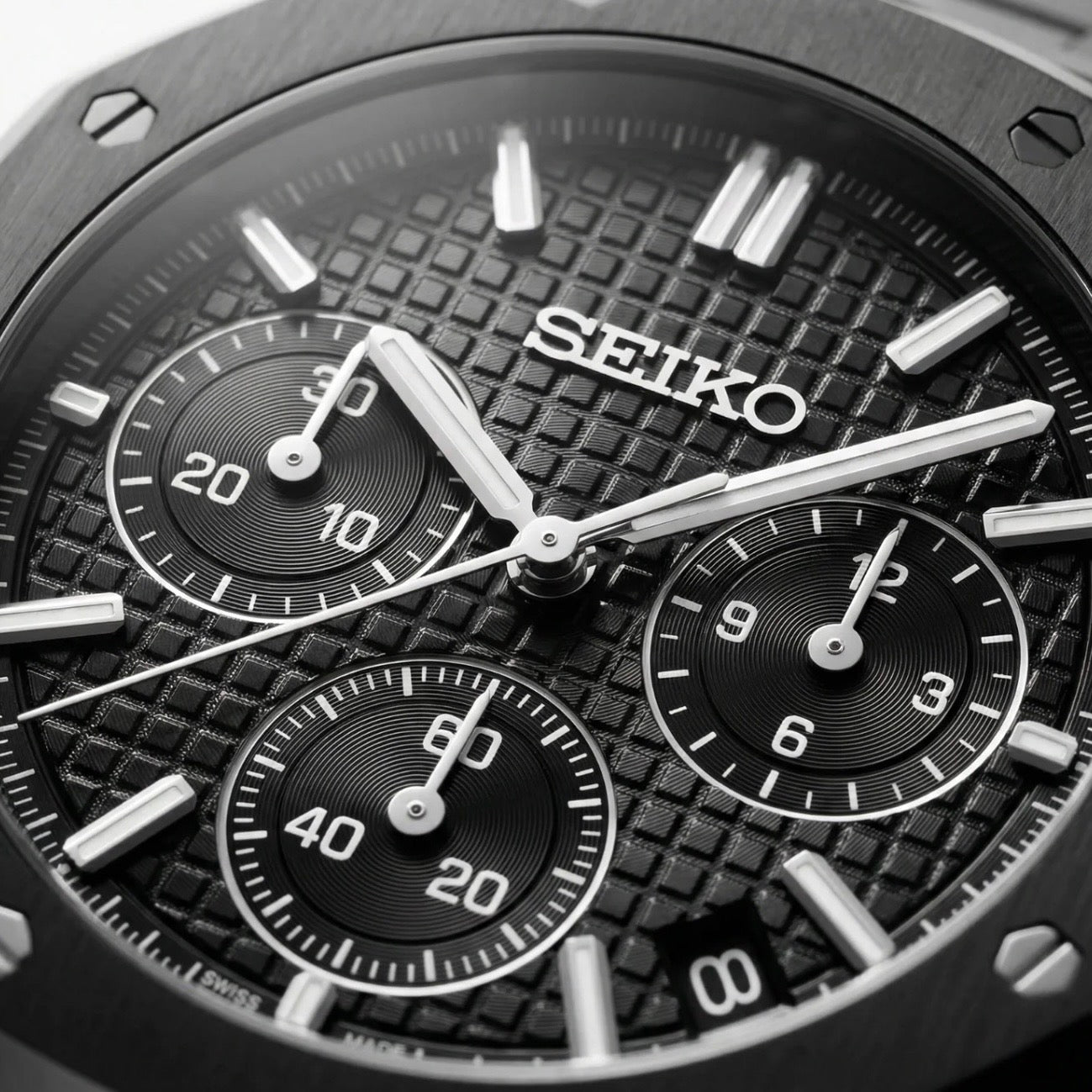ROYAL CHRONO BLACK EDITION