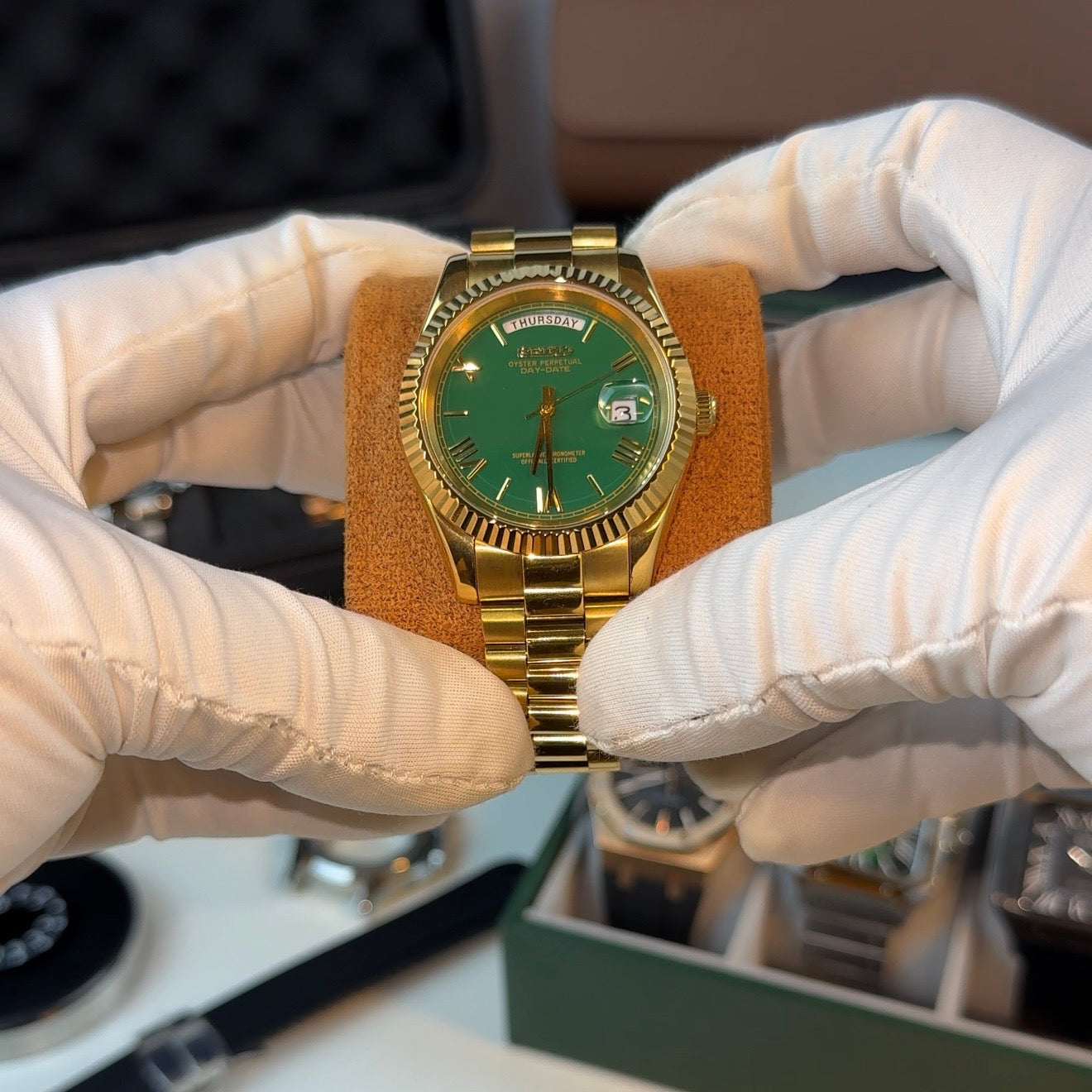 DATEIKO ROMAN GOLD GREEN